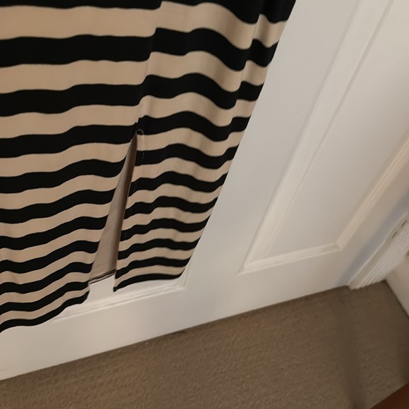 Rachel Parcell New W/O Tags Black/Tan Striped Knit Stretch Midi Dress - Picture 3 of 4